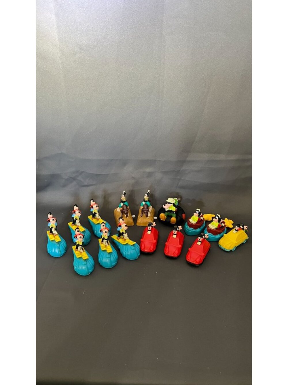Disney Goofy Toy Figure Collection Of 15 Includes Water Skiing
